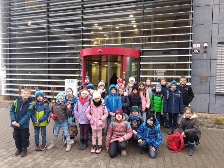 a5a979ea-ab97-4d93-aaae-ed6dc810b95c