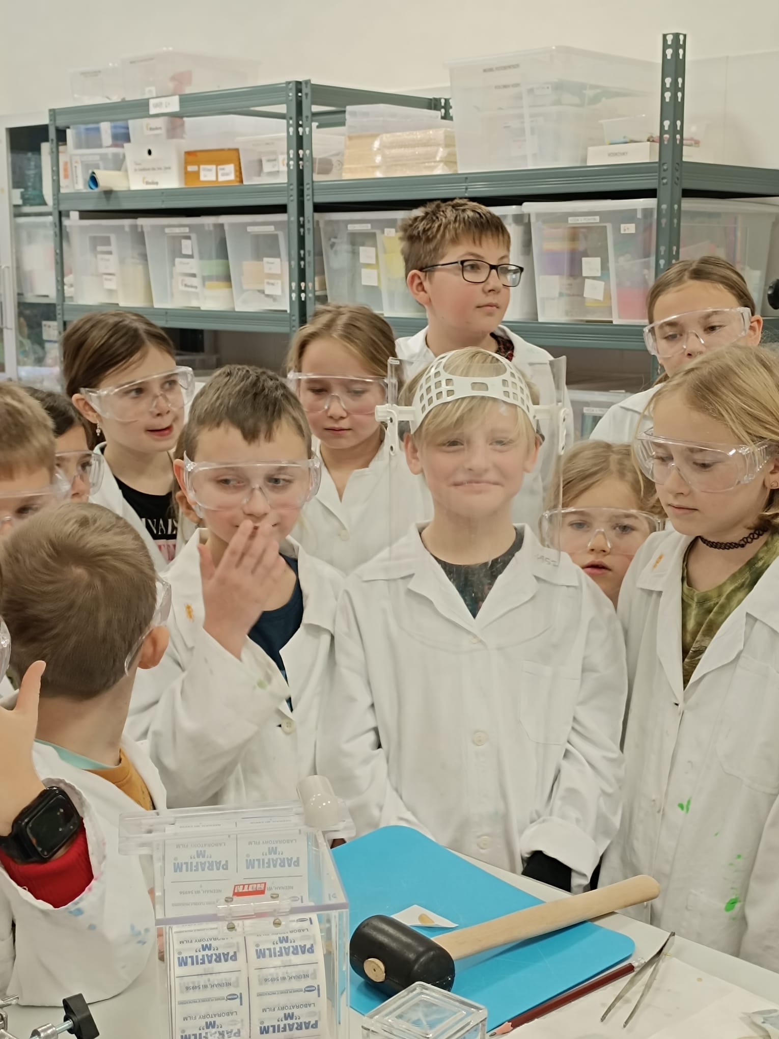 f86c7e88-7058-4234-8512-b042b0205dec