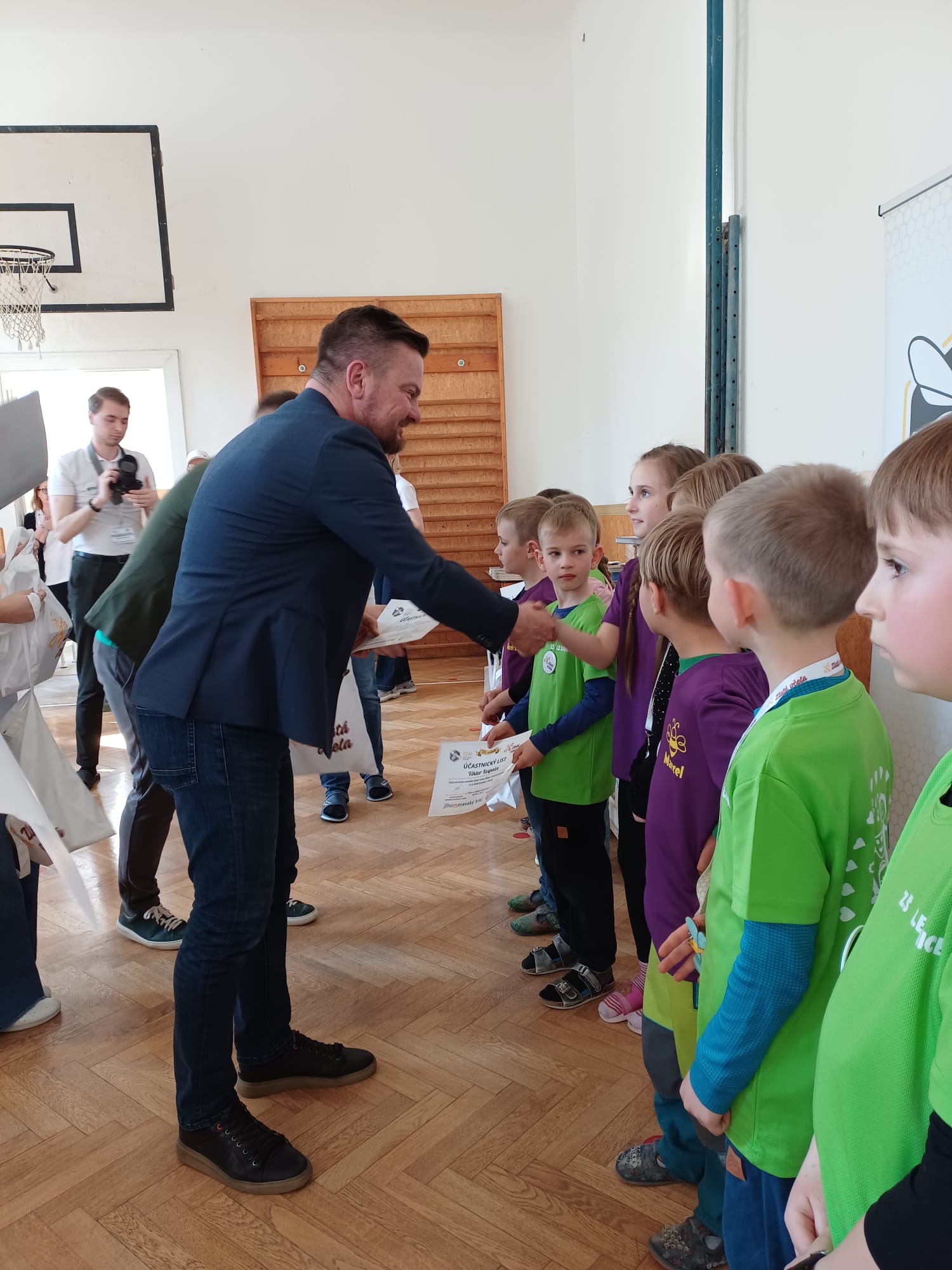 83a54495-07a2-4b3c-8b34-999dca5aefed