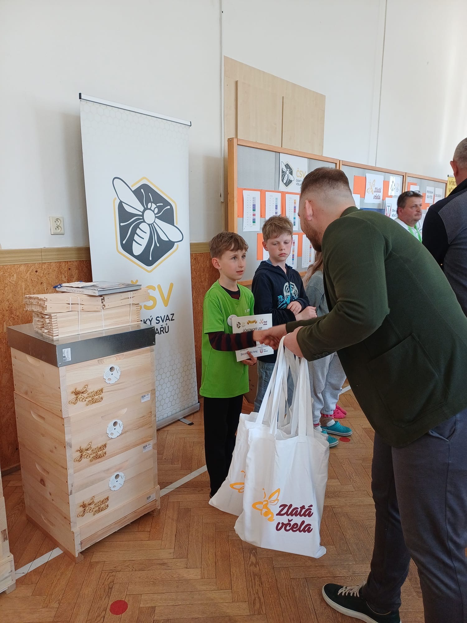 952734ad-735b-44ad-b842-0ce91b97092c